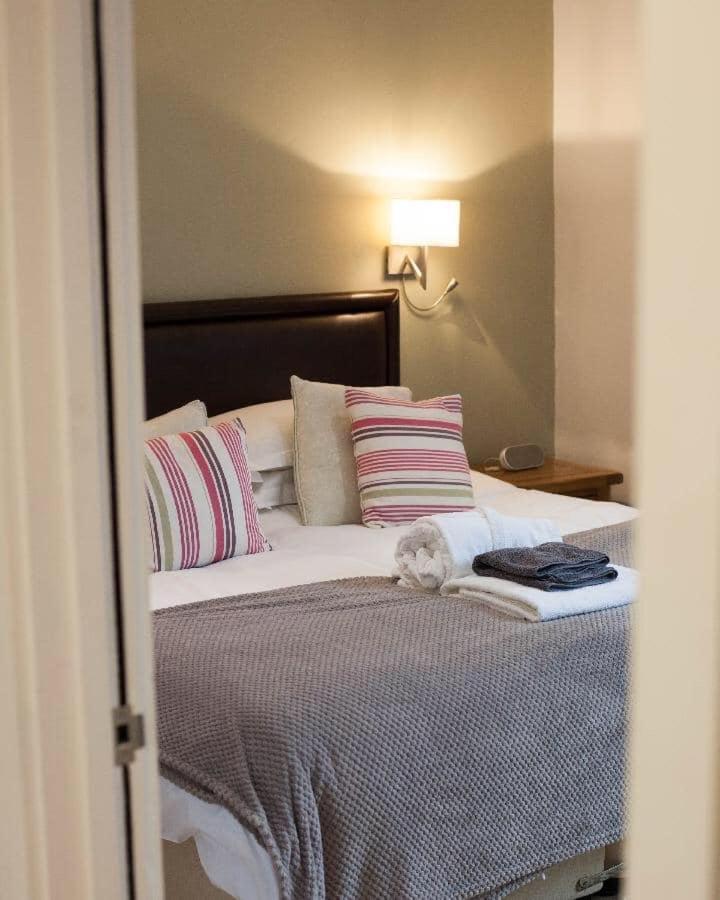 Fullers Hill Apartment